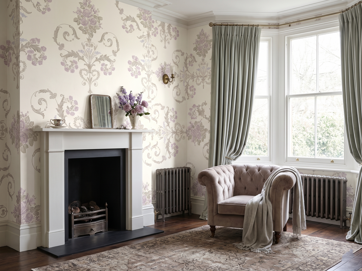 Laura Ashley Vintage Lilac Floral Damask Wallpaper – Ivory Rose Bouquet