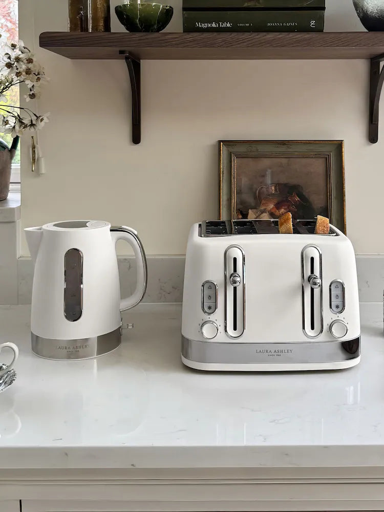 Laura Ashley Cotton White Jug Kettle 1.7L