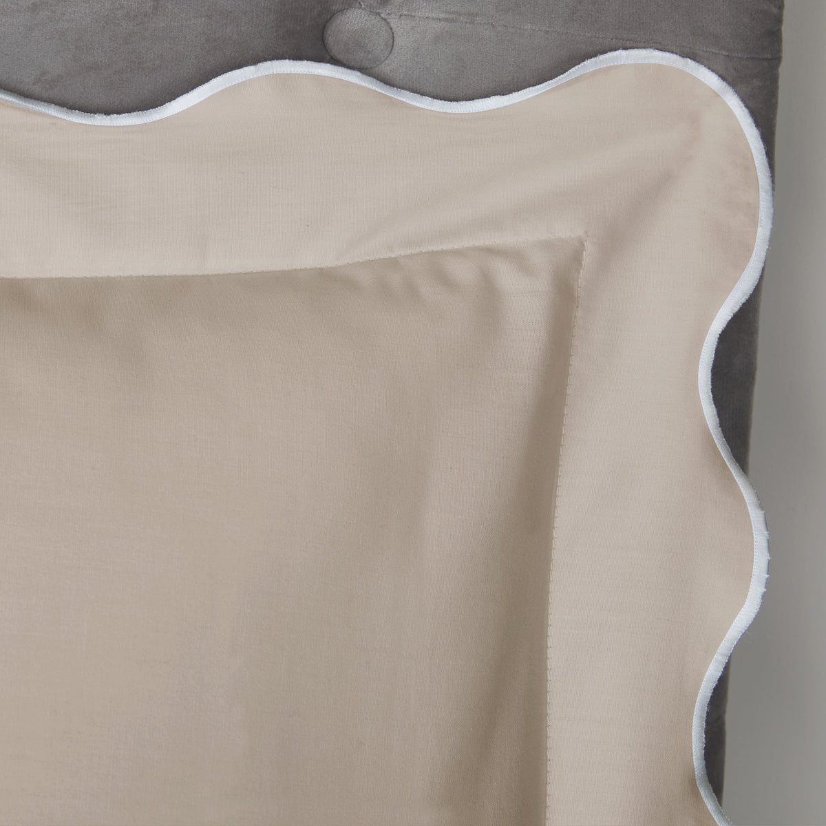 Appletree Boutique Scallop Edge Duvet Cover Set - Natural – Laura Ashley UK