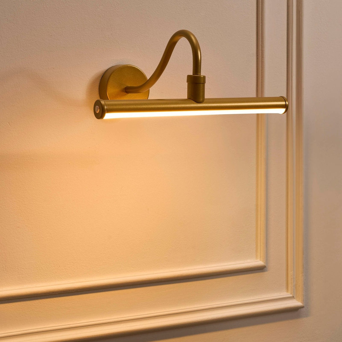 Bar LED Rechargeable Wall Light - Gold – Black & Feather