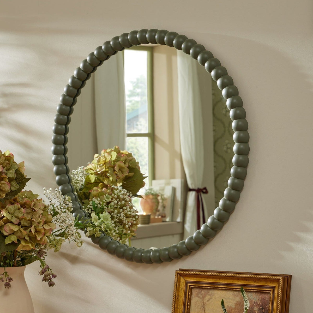 Bobbin Round Wall Mirror - Vetiver – Black & Feather