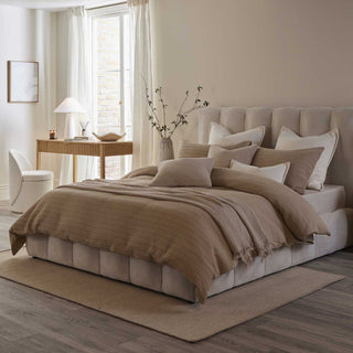 Cheshire Ottoman Storage Feather & Black Bed - Ivory