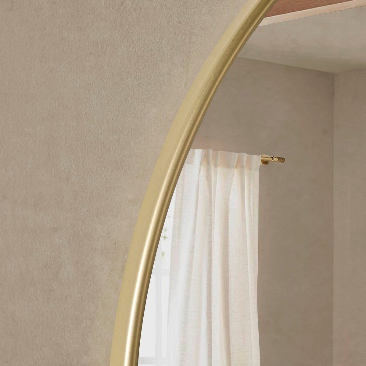 Circle Wall Feather & Black Mirror - Gold