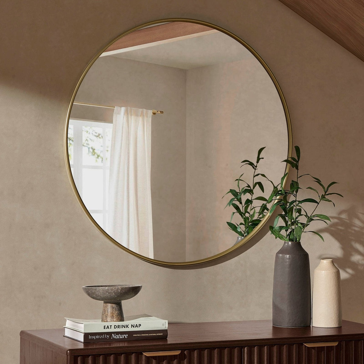 Circle Wall Feather & Black Mirror - Gold