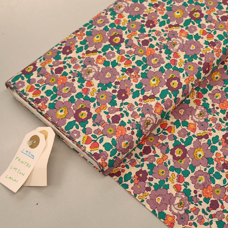 Dressmaking Floral Cotton Lawn Laura Ashley LA - Petal - Purple