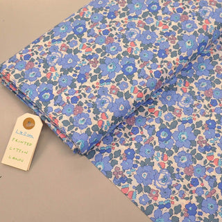 Dressmaking Floral Cotton Lawn Laura Ashley - Petal - Blue