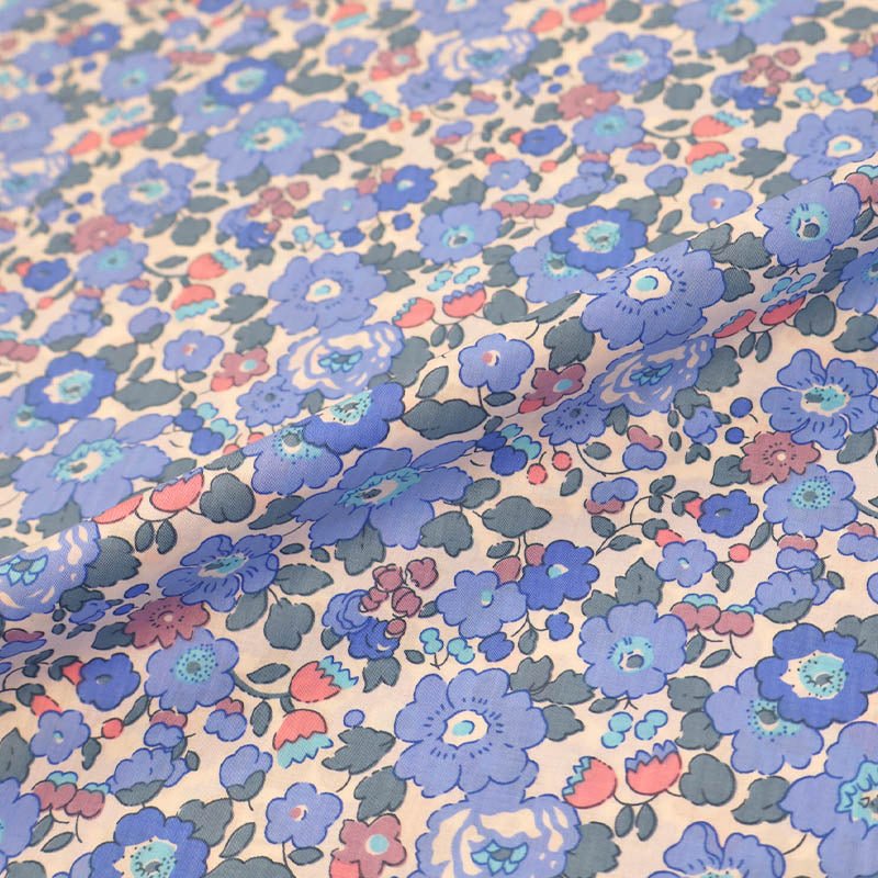 Dressmaking Floral Cotton Lawn Laura Ashley - Petal - Blue