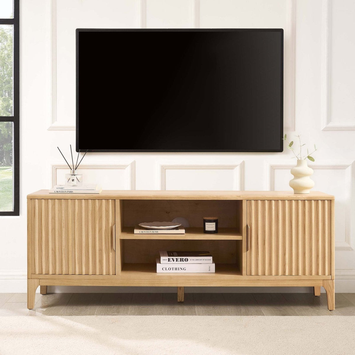 Elena TV Unit for TVs up to 60" - Light Wood - Wood Veneer – Feather & Black