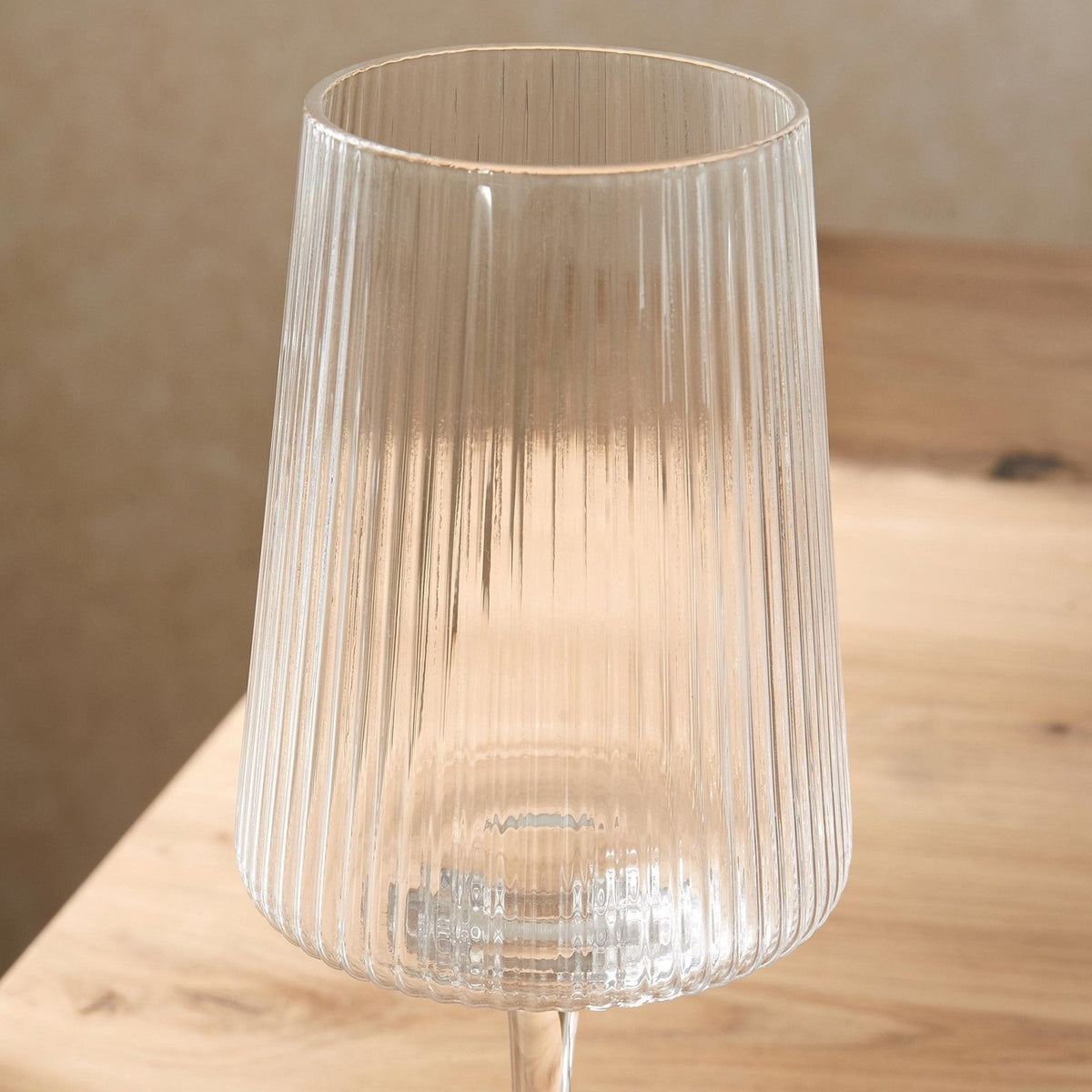 Feather & Black Gatsby Set of 4 Ripple Glass Wine Glasses - Clear