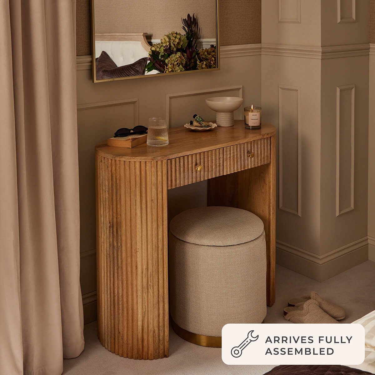 Finley Mango Wood Dressing Feather & Black Table Console - Natural