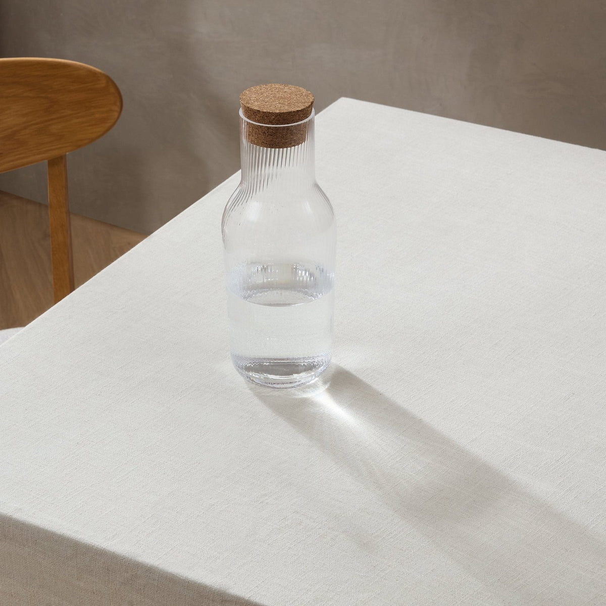 Gatsby Ripple Glass 1L Carafe - Clear – Feather & Black