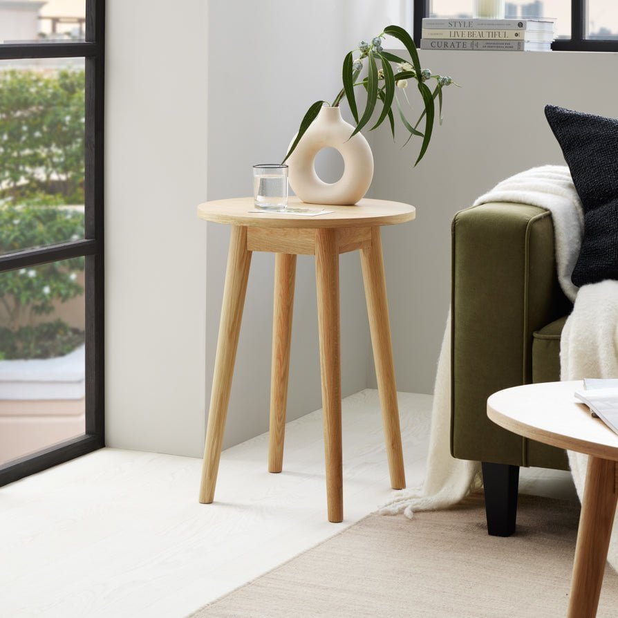 Heidi Solid Oak Round Black & Feather Side Table - Light Wood