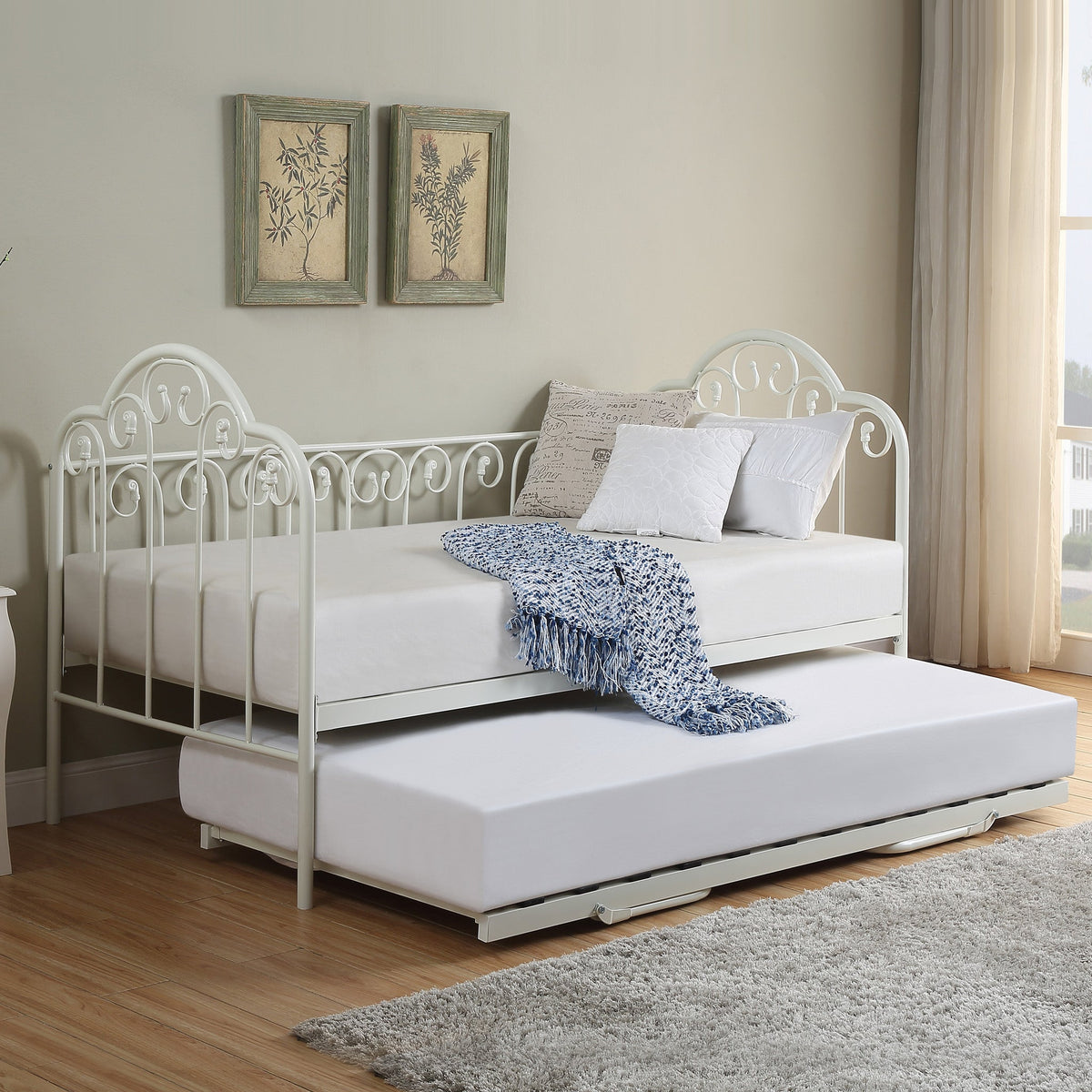 Knebworth White Metal French Shabby Chic LauraAshley Day Bed Frame with Guest Trundle