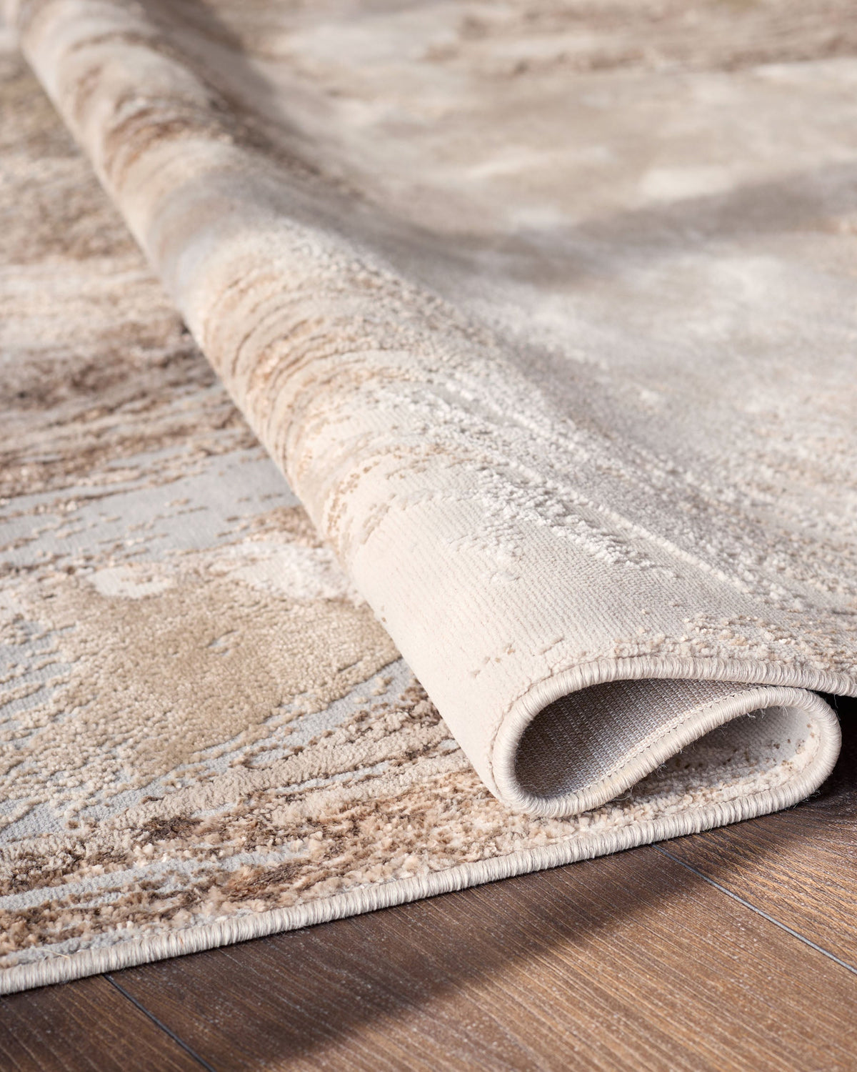 Laura Ashley Perla Expression soft silver textured medium rug