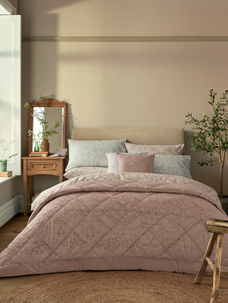 Laura Ashley Strawberry Thief Embossed Bedspread Tea Rose