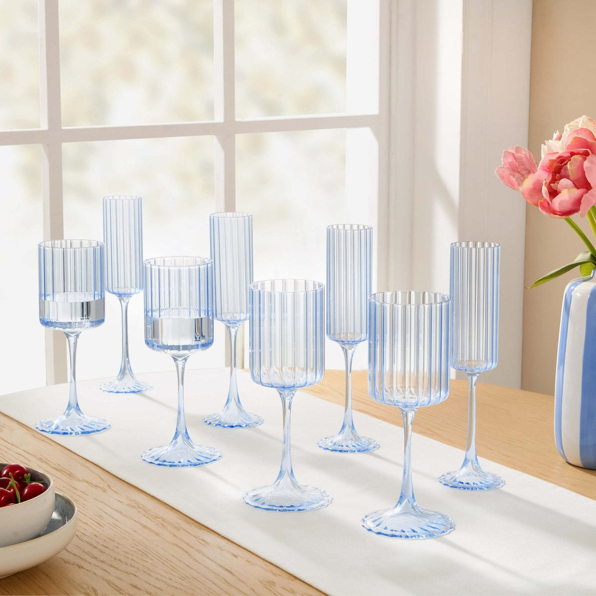 Lucinda Scalloped Edge 8 Piece Wine and Champagne Glasses - Blue – Feather & Black