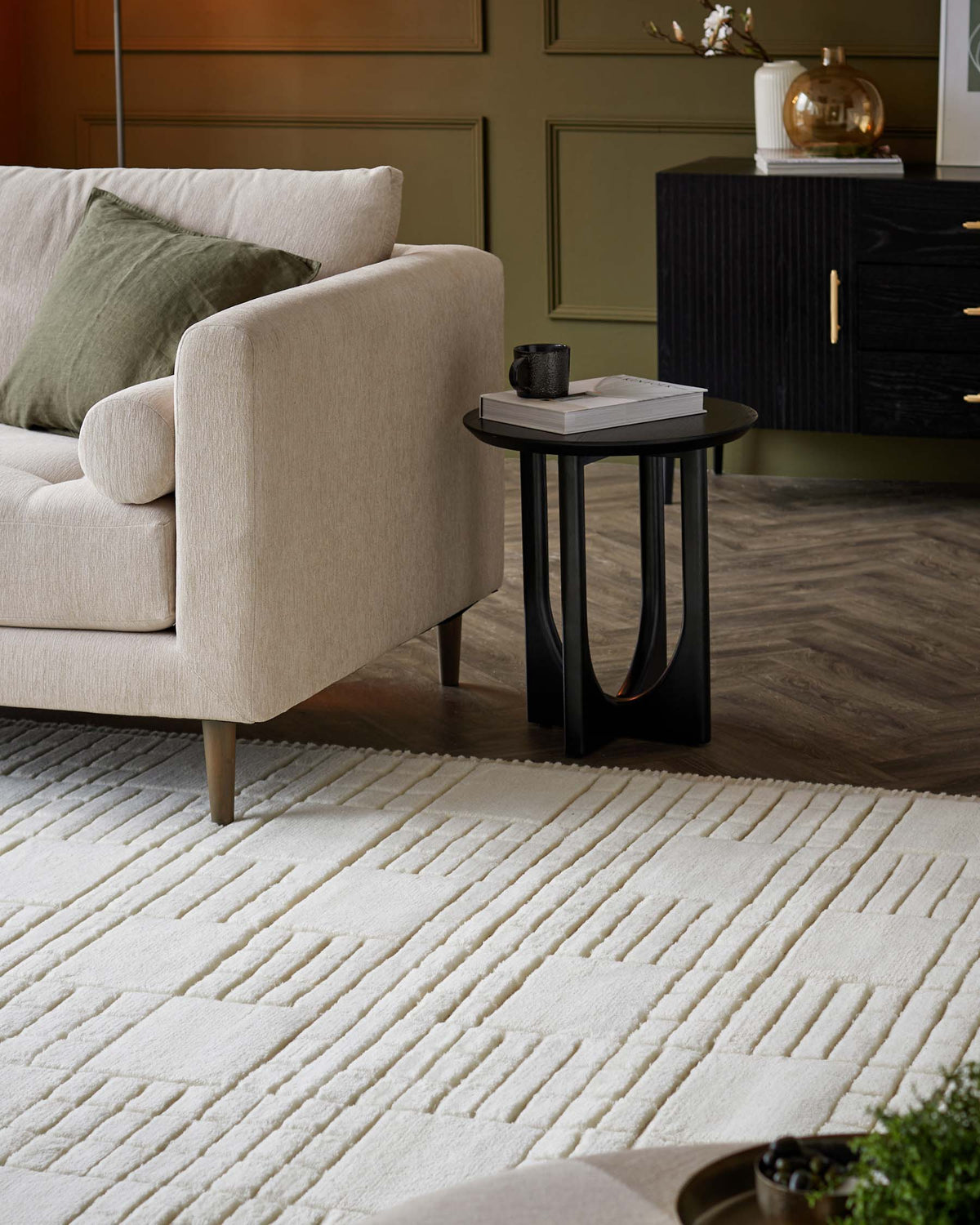 Mosaic cream sculpted wool large rug – Laura Ashley