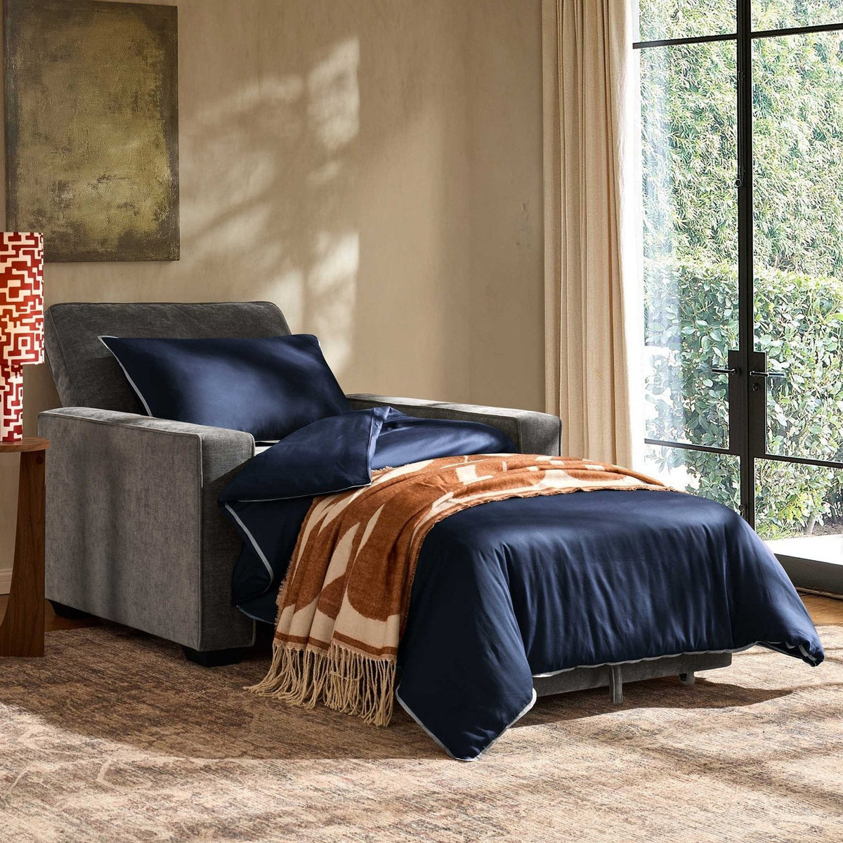 Soho Chair Black & Feather Bed - Grey