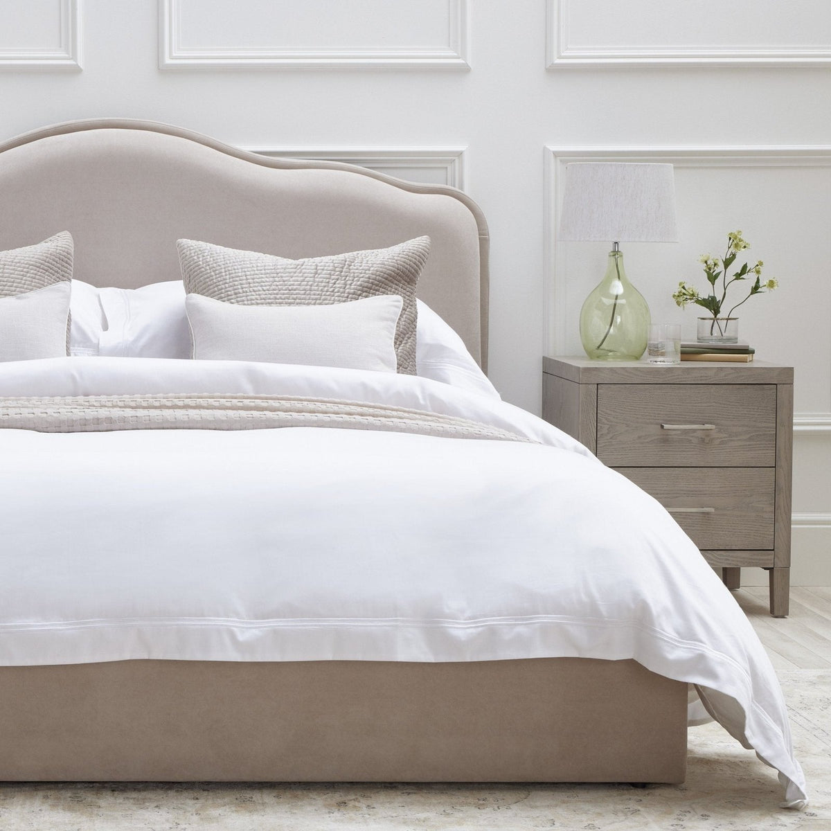 Wiltshire Ottoman Storage Feather & Black Bed - Stone
